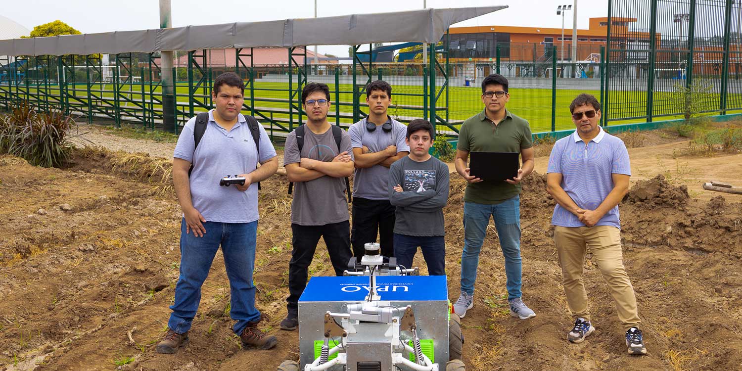Investigadores de UPAO crean robot que mejora cosecha de arándano - Sector agroindustrial será el principal beneficiado para potenciar su producción. 