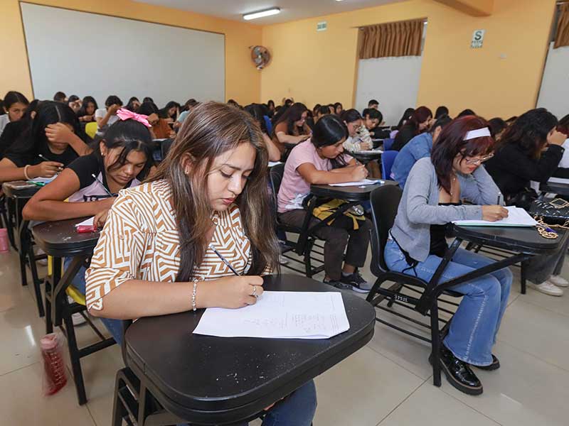 Cachimbos de UPAO se preparan para ser más competitivos - Se inicia el programa de nivelación para los ingresantes 2024-10, en el campus Piura y Trujillo